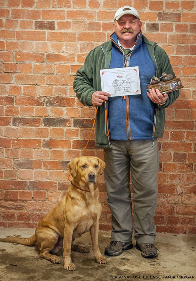 FTCh Cynhinfa John con il suo conduttore Craig Perry in novembre 2015